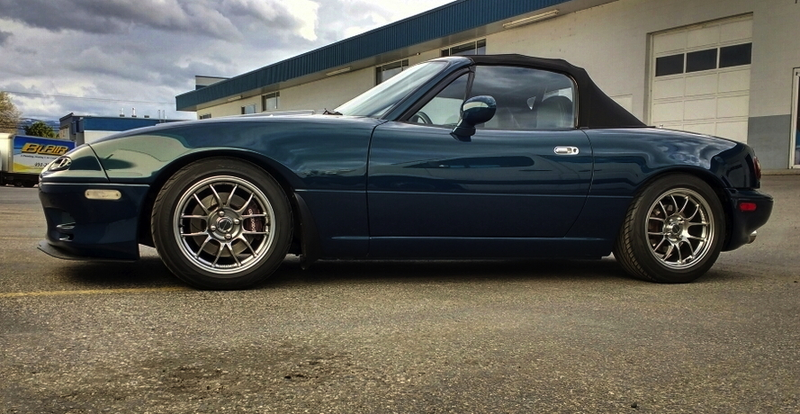 Illustration for article titled For $20,000 CA, Could This Custom 1994 Mazda MX5 M Edition Be Memorable?